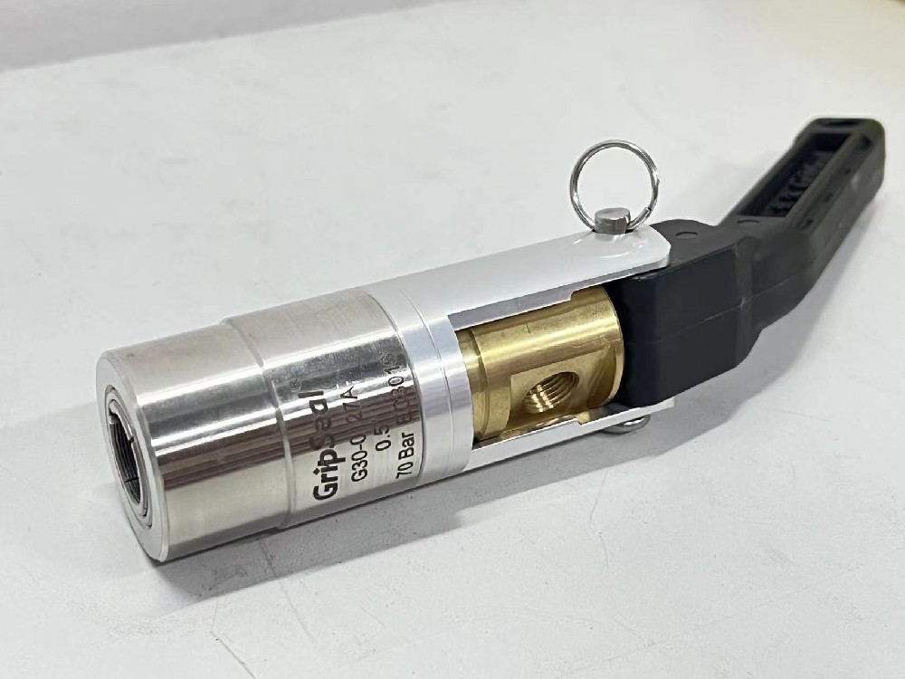 格雷希爾G30高壓外徑快速密封連接器發動機冷卻水道測試方法