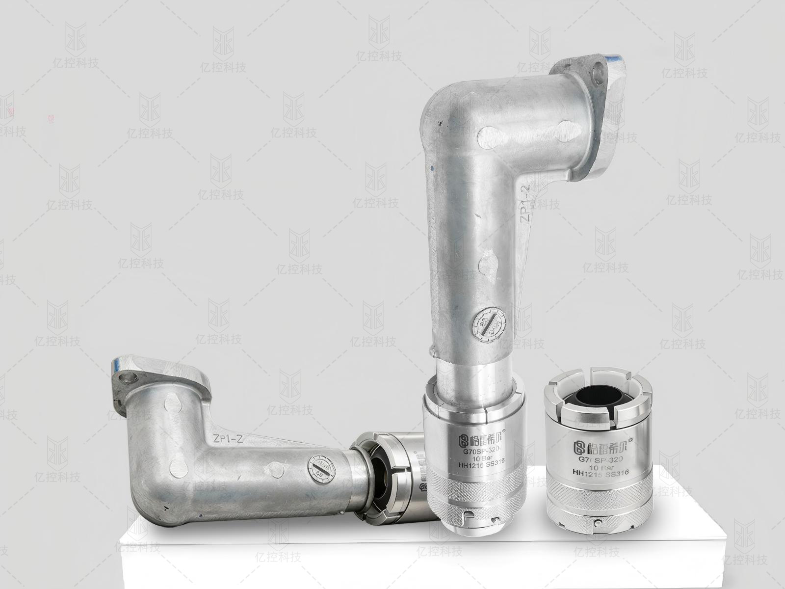 G70SP-320連接器在汽車發動機冷卻液凸緣管口的應用